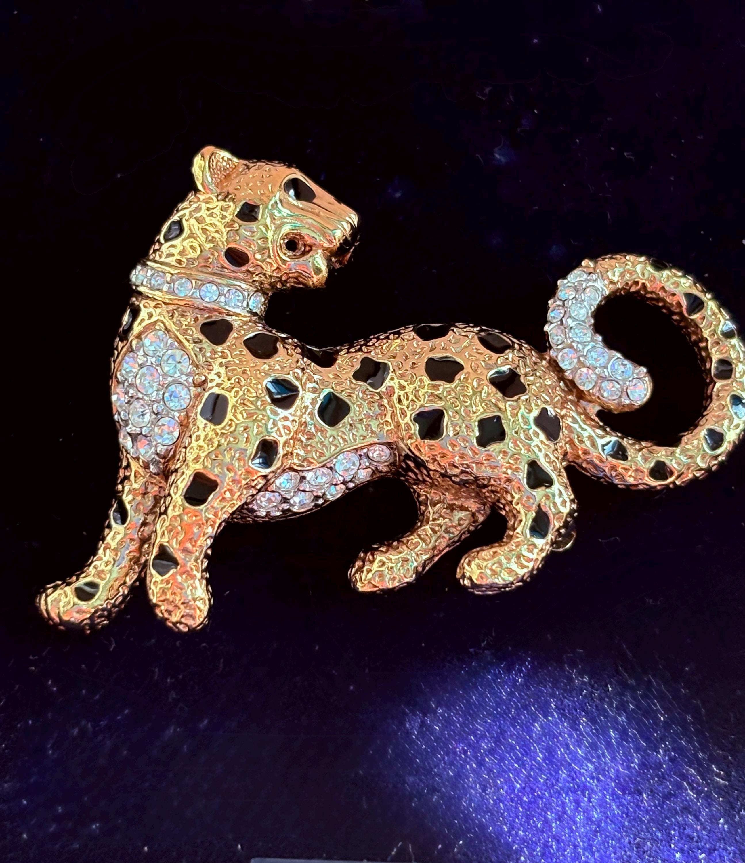 希少品 スワロフスキー Swarovskiブローチ 豹 希少品 スワロフスキー