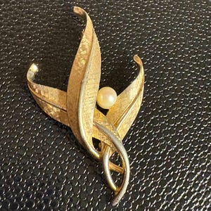 Boucher Leaf Brooch  Gold Tone Leaves with a Cultured Pearl  Signed Boucher