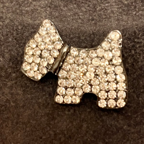 Little Scottie Dog Brooch with rhinestone. Westie dog brooch on silver tone.