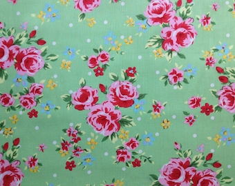 Vintage Roses Cotton Fabric Fat Quarter on Green for Sewing Quilting Sewing Patchwork