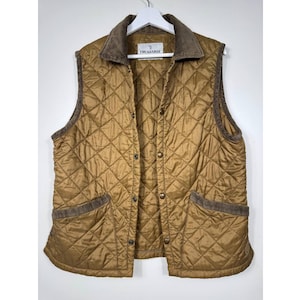 Trussardi Sportowa pikowana kamizelka 50 Beżowa męska kamizelka designerska w stylu vintage, pikowana, casualowa, lata 90.
