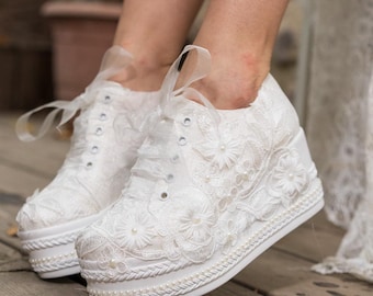 Lace Braut Sneakers, Hochzeit Sneakers, Perle Hochzeitsschuhe, Braut Sneakers, bequeme Hochzeitsschuhe