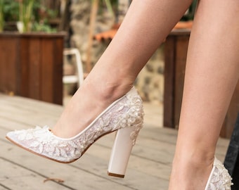 Lace Wedding Shoes for Bride, Ivory Bridal Heels, Handmade Floral Wedding Shoes, Low Block Heel Bridal Pumps