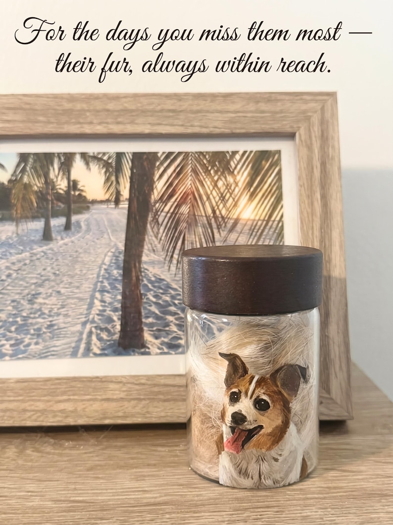Hand-painted pet memorial jar with realistic portrait on UV-resistant glass, featuring an airtight seal for storing fur or ashes.