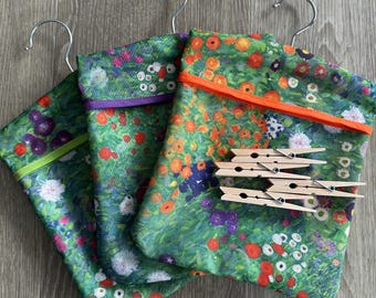 Traditional Hanging Peg Bag | Water-Resistant Fabric