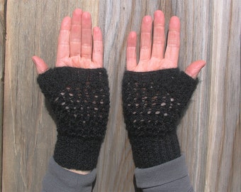 Knit Pattern - Lacy Fingerless Gloves