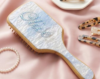 Gepersonaliseerde naamborstel met strassteen aangepast cadeau voor haar bruidsmeisjes cadeau voor verjaardag Moederdagcadeau voor moeder feestbedankje