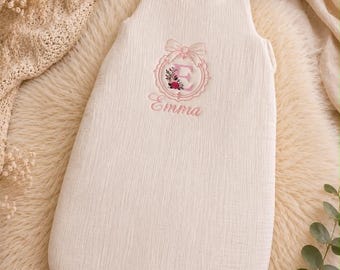 Sacco nanna personalizzato per neonati con nome ricamato | Sacco nanna in garza di cotone | Regalo personalizzato per bambina | Ricamo floreale