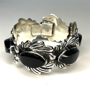 Pulsera mexicana antigua de plata con ónix