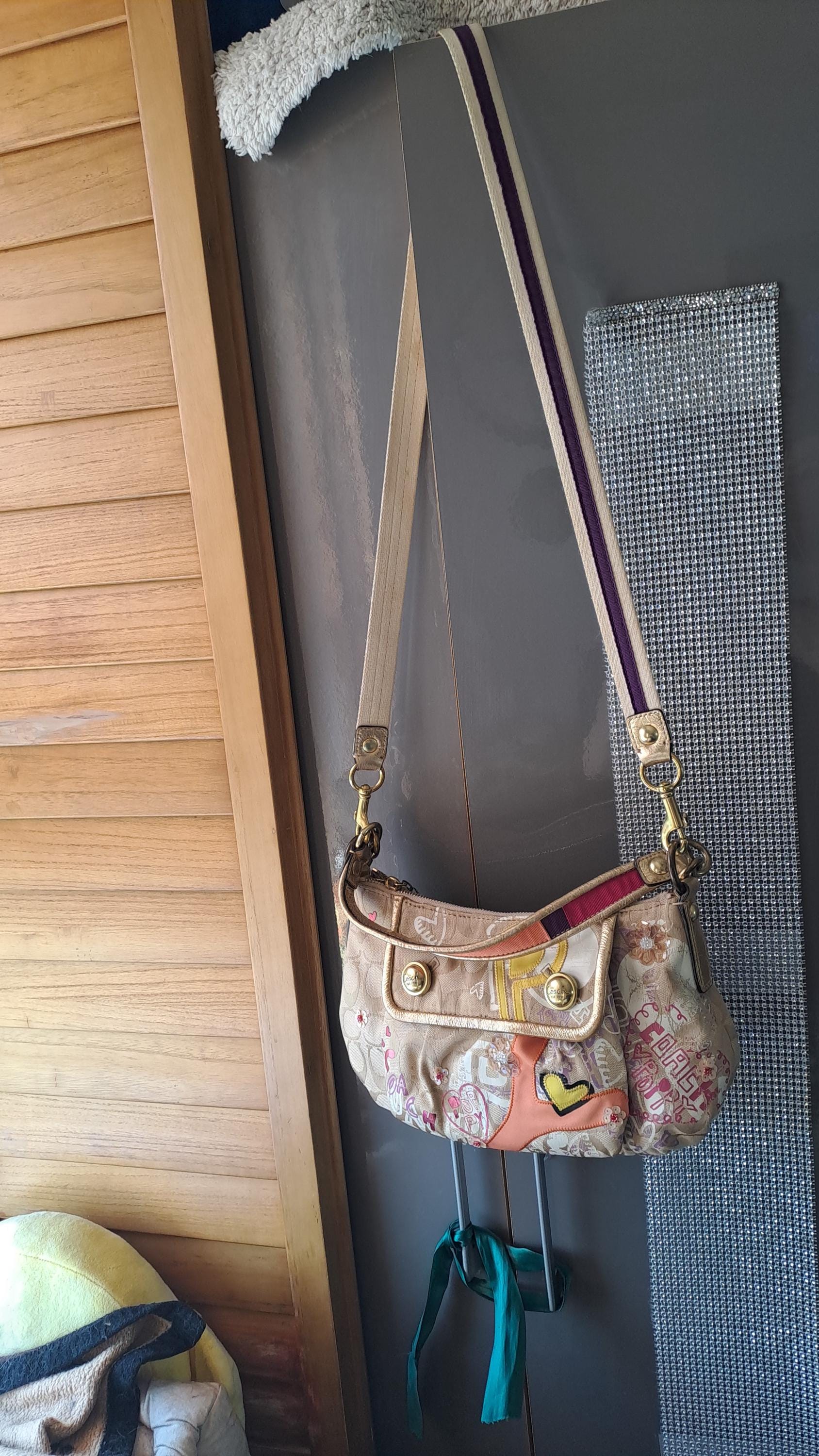 Cream coach purse - Etsy 日本