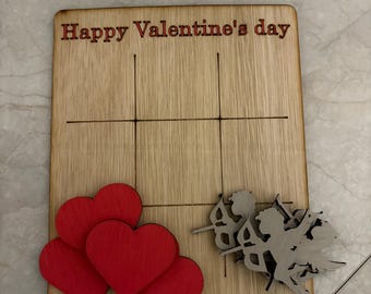 Valentine’s Day game Cupids and hearts