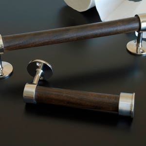 Barra de toalla de acero inoxidable pulido y nogal oscuro | Etsy