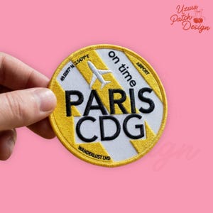 May include: A rustic wooden sign with the text "Welcome to our porch" in white lettering. The sign features a distressed finish and a simple, inviting design, perfect for outdoor decor.