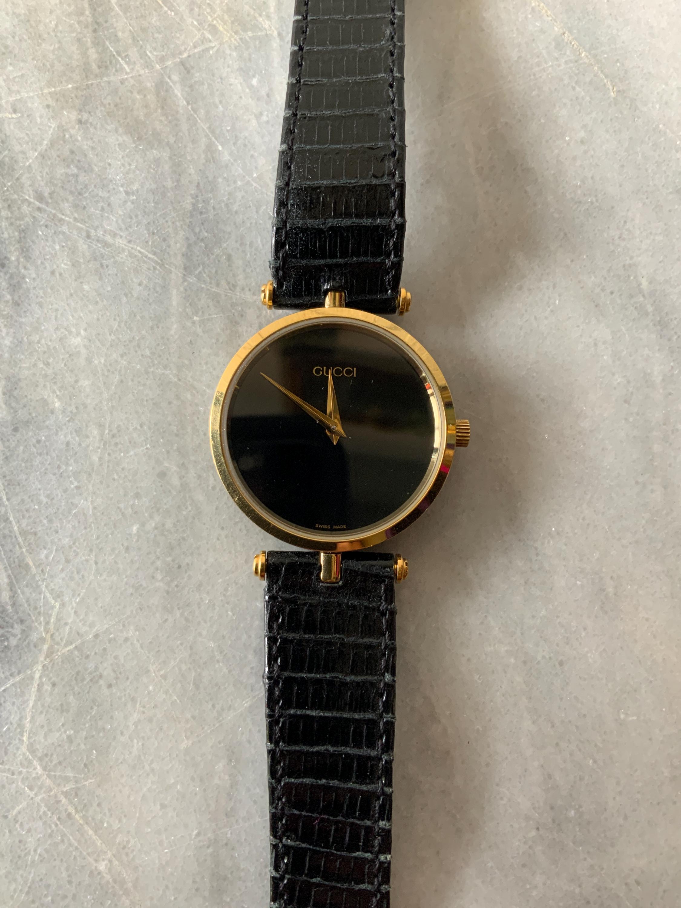 Vintage GUCCI Black and Gold Watch - Etsy display picture 2