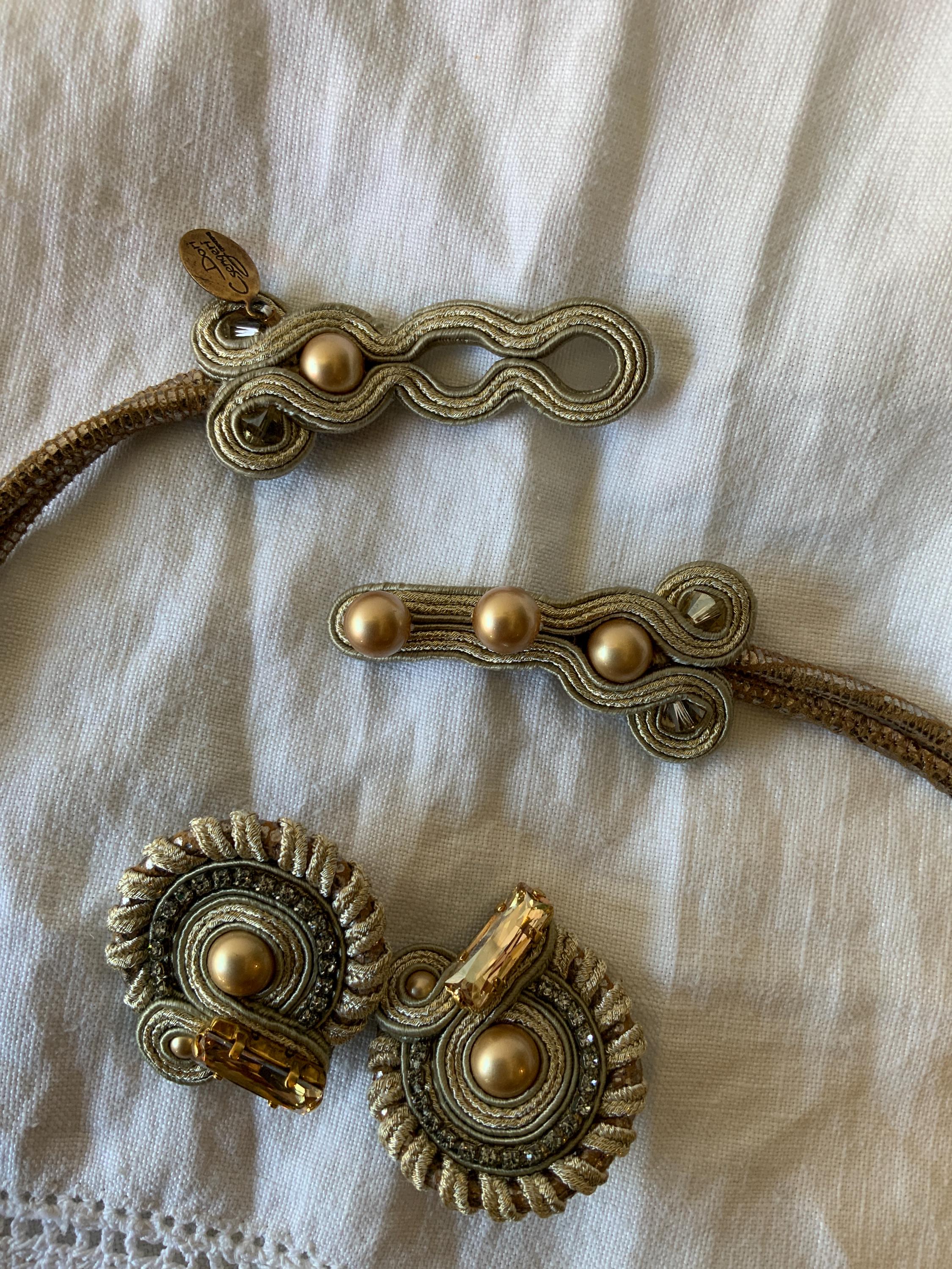 Collier Rare De Design Dori Csengeri - Pierre Naturelle Et Cuir, Avec Boucles D'oreilles Assorties ? - Occasion