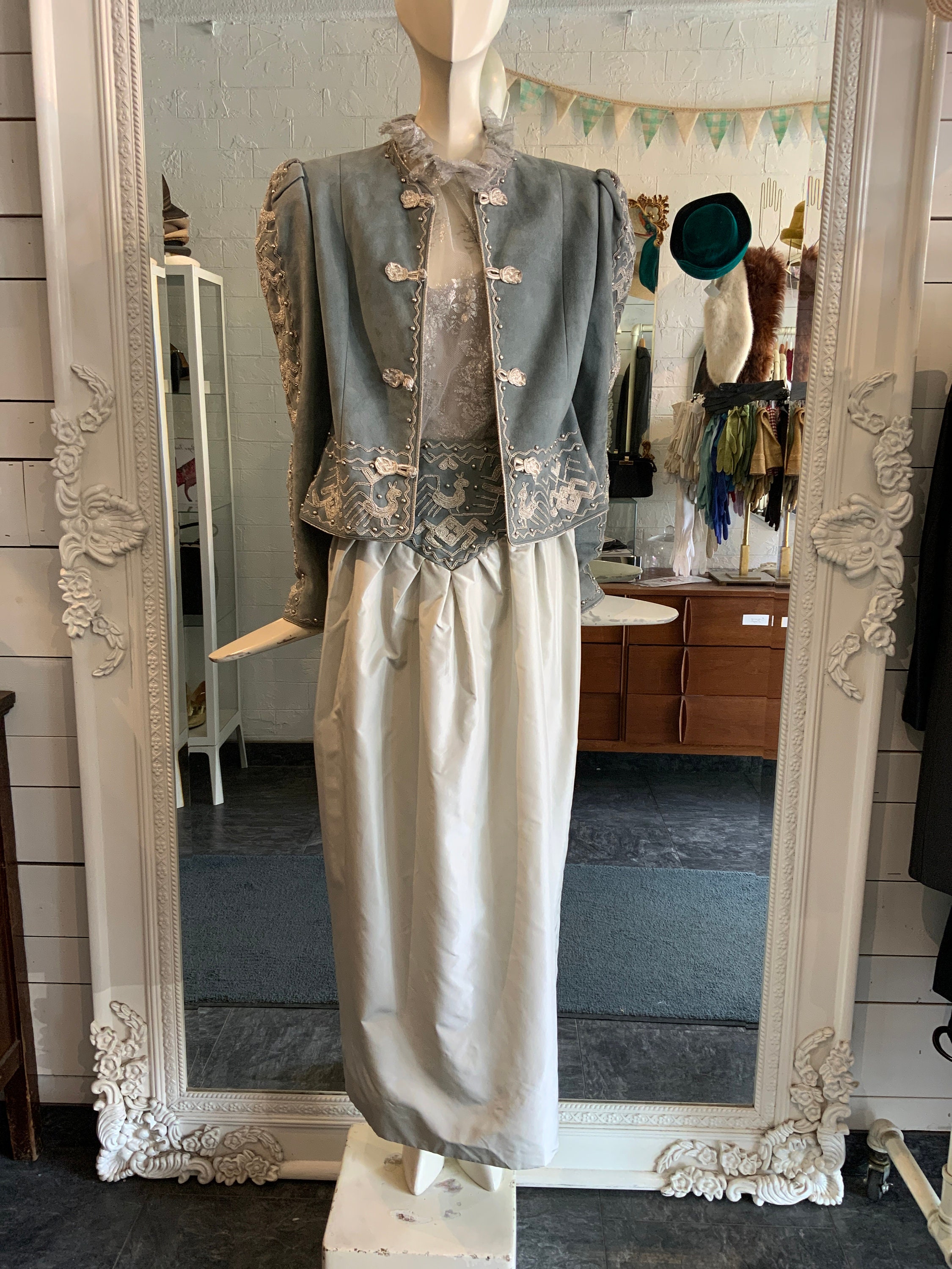 80年代後半のオスカー・デ・ラ・レンタの3ピーススーツ|サイズ6 - Etsy  