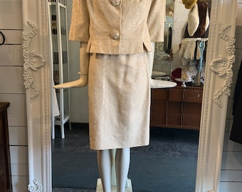 1950s cream floral suit | Sz Small-Medium