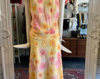 90s Escada floral skirt and blouse set | Size Medium to Large