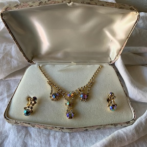 1950/60s rhinestone jewelry set, necklace and earrings