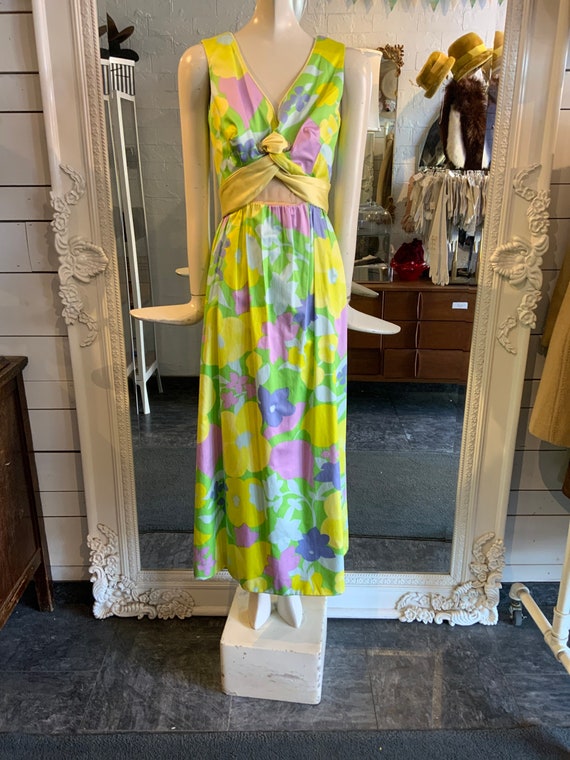 1960s Polished Cotton Pastel Floral Dress | Sz Medium