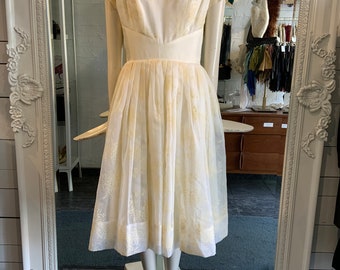 1950s cream floral dress, wedding dress, party dress | Size Small
