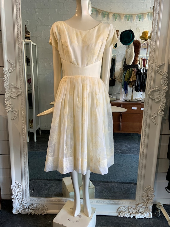 1950s Cream Floral Party Dress: Vintage Wedding Dress, Size Small