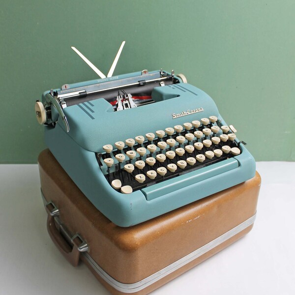Smith and Corona Typewriter, Smith and Corona Silent Super, Vintage Typewriter, Blue Typewriter, Industrial