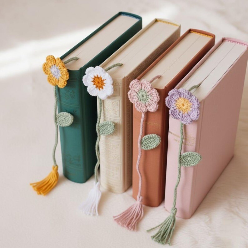 Crochet Flower Bookmark Pattern | Easy Floral Bookmark With Stem ...