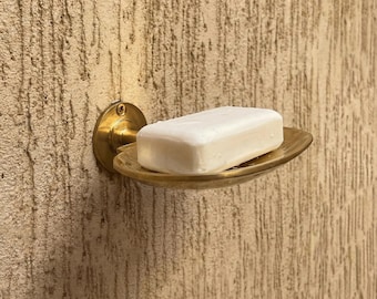 Porte-savon en laiton non laqué - porte-savon mural en laiton massif - accessoire de salle de bain finition dorée vivante, décoration moderne et campagnarde organique