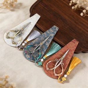 Handmade Sewing Scissors Pouch, Embroidered Shears Holder, Personalized Needlework Tool Case, Gift for Quilters and Tailors