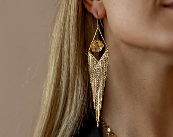 Raw Citrine Gold Fringe Earrings – Boho Crystal Statement Tassel Dangle Earrings