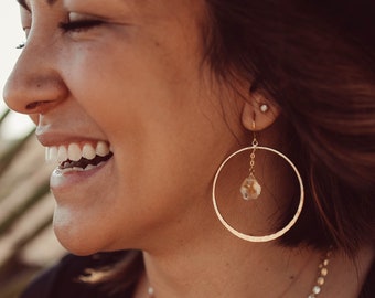 Raw Citrine Crystal Gold Hoop Earrings-Boho Jewelry For Women-Gemstone Earrings-Handmade Earrings-Hammered Gold Earrings-Birthstone Jewelry