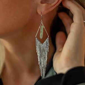 Green Kyanite Silver Tassel Earrings – Boho Fringe Jewelry for Weddings & Gifts