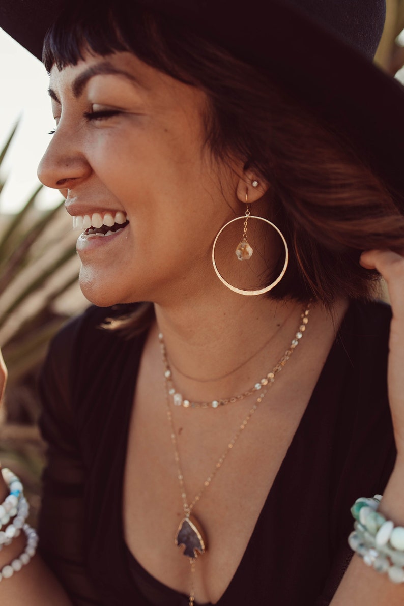 Raw Citrine Crystal Gold Hoop Earrings-Boho Jewelry For Women-Gemstone Earrings-Handmade Earrings-Hammered Gold Earrings-Birthstone Jewelry 