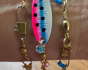 Stacks! Buy a lure bracelet and get a plain snap and barrel for 5 dollars!