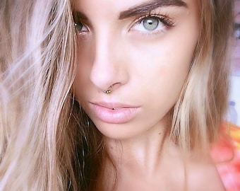 Fake Septum Ring, 3 Ball Septum Nose Cuff, 20 gauge, Gold (fake nose ring), body jewellery, gifts, septum cuff, faux, fake piercing, cheater