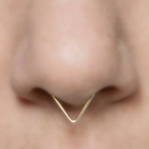 14k Gold Filled Fake Septum Ring: Triangle Nose Cuff, No Piercing