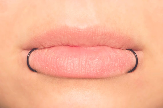 Faux Lip Rings Are the Next Big (Temporary) Piercing Trend
