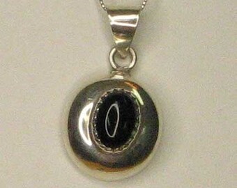 Native American Sterling Silver Onyx Pendant