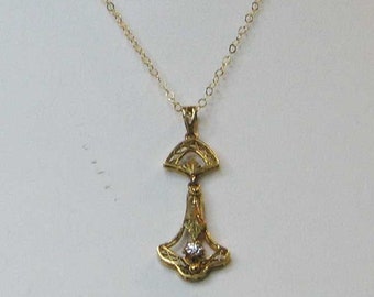 VINTAGE EDWARDIAN LAVALIER Gold and Diamond