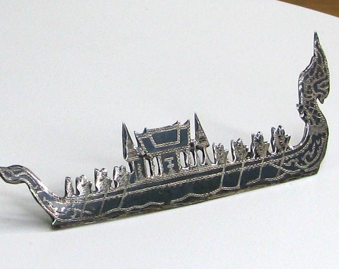 Vintage Siamese Sterling Silver Royal Barge Black Enamel Brooch