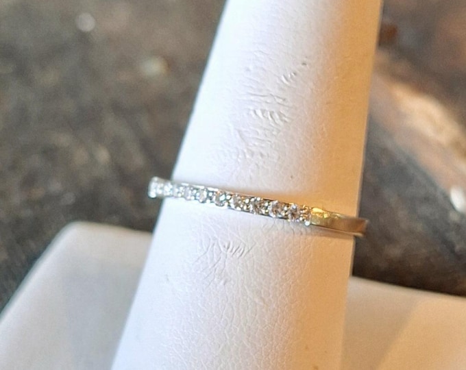 14K White Gold Diamond Stackable Wedding Band