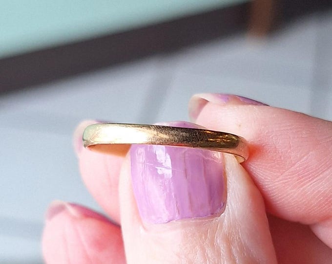Classic Polished 14K Yellow Gold Wedding Band