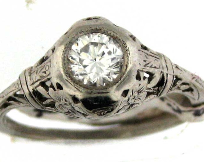 Vintage Edwardian Platinum Diamond Solitare Engagement Ring