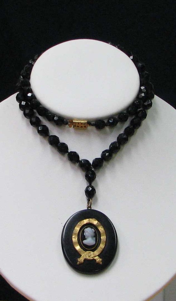 Vintage Victorian Mourning Necklace with Oynx Bea… - image 6