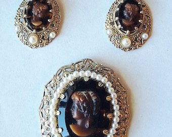 Vintage Root Beer Cameo Brooch and Earring Set