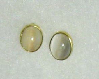 14K Yellow Gold Moonstone Cabochon Stud Earrings