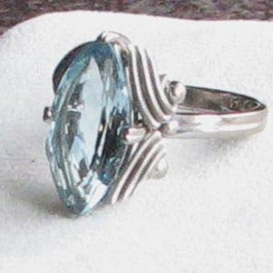 AQUAMARINE MARQUISE 18K Custom Made Ring