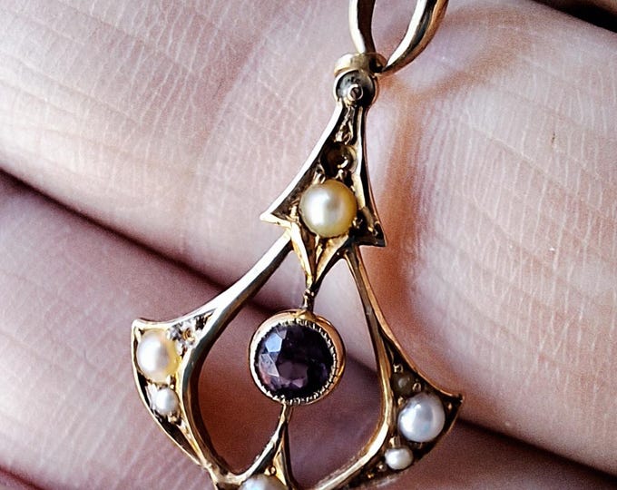 SWEET Vintage Edwardian Gold Amethyst and Pearl Lavalier