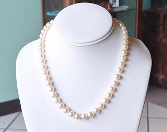 VERY NICE Strand of 8mm Cream Cultured Saltwater Pearls